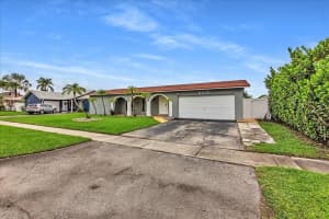 8510 NW 7th St, Pembroke Pines, FL 33024, Sold 10/18/24