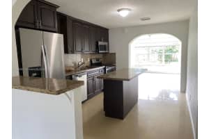 5710 Douglas St, Hollywood, FL 33021, Sold 12/02/24