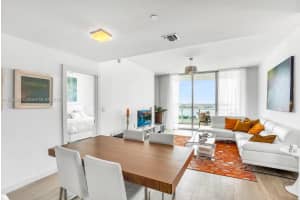 900 Biscayne Blvd, Miami, FL 33132, Sold 12/19/24