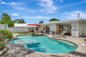 710 NW 37th St, Oakland Park, FL 33309, Sold 10/30/24