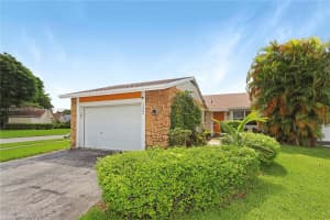 1362 Pelican Ct, Homestead, FL 33035, Sold 12/26/24