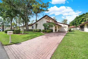 8101 Hibiscus Cir #37, Tamarac, FL 33321, Sold 11/12/24