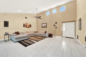 8101 Hibiscus Cir #37, Tamarac, FL 33321, Sold 11/12/24