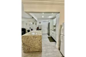 101 NW 204th St APT 18X, Miami Gardens, FL 33169, Sold 04/28/25