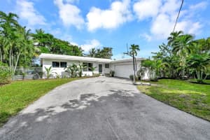14615 Harris Pl, Miami Lakes, FL 33014, Sold 02/28/25