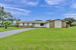 11860 NW 25th St, Plantation, FL 33323, Sold 10/25/24
