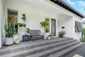 2342 SW 25th Ter, Miami, FL 33133, Sold 11/07/24