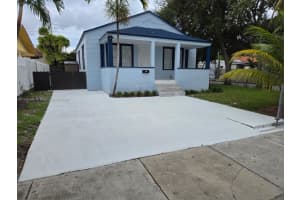 327 NW 23rd Ct, Miami, FL 33125, Sold 11/21/24