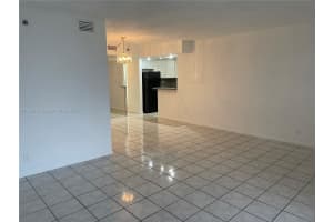 3100 W Rolling Hills Cir APT 108, Davie, FL 33328, Sold 04/21/25