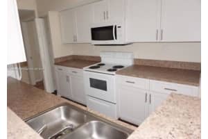 11650 SW 2nd St, Pembroke Pines, FL 33025, Sold 10/30/24