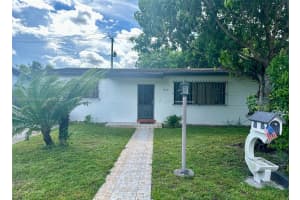 4080 W 7th Ln, Hialeah, FL 33012, Sold 10/29/24