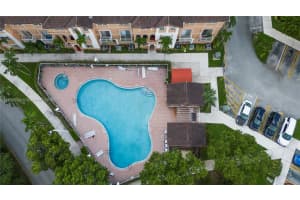17610 NW 73rd Ave Apt 206-5, Hialeah, FL 33015, Sold 11/21/24