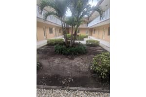 5425 SW 77th Ct APT 101D, Miami, FL 33155, Sold 12/20/24