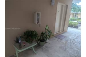 5425 SW 77th Ct APT 101D, Miami, FL 33155, Sold 12/20/24