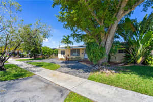 1411 SW 85th Ct, Miami, FL 33144, Sold 10/16/24