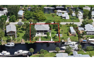 1102 Dolphin Ln, Moore Haven, FL 33471, Sold 11/13/24