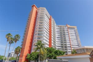 1351 NE Miami Gardens Dr APT 1023E, Miami, FL 33179, Sold 12/12/24
