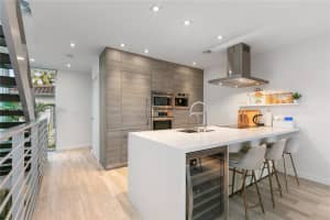 645 Michigan Ave, Miami Beach, FL 33139, Sold 12/12/24