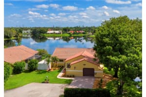2565 Bass Way, Hollywood, FL 33026, Sold 10/28/24