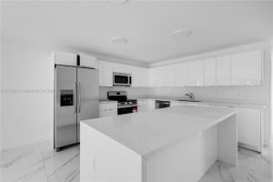 152 NW 18th St, Homestead, FL 33030, Sold 11/26/24