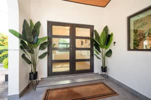 5818 SW 27th St, Miami, FL 33134, Sold 11/15/24