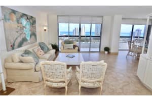 19195 NE 36th Ct, Aventura, FL 33180, Sold 10/14/24