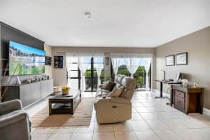 14201 SW 66th St APT 403, Miami, FL 33183, Sold 11/18/24