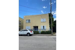 229 NW 10th Ave APT 2, Miami, FL 33128, Sold 12/02/24