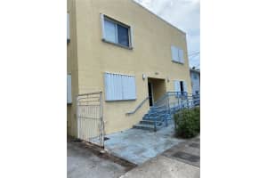 229 NW 10th Ave APT 2, Miami, FL 33128, Sold 12/02/24