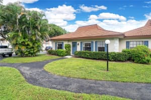 2352 SW 70th Way #8, Davie, FL 33317, Sold 11/29/24