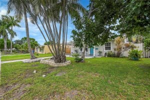 5232 NE 1st Terrace, Fort Lauderdale, FL 33334, Sold 11/08/24
