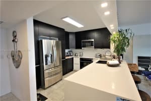 5151 Collins Ave 933, Miami Beach, FL 33140 - MLS#A11657276