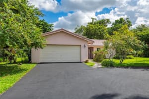 10143 Ramblewood Dr, Coral Springs, FL 33071, Sold 10/28/24