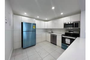 13499 Biscayne Blvd 1405, North Miami