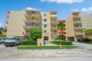 3545 NE 167th St APT 501, North Miami Beach, FL 33160, Sold 12/13/24