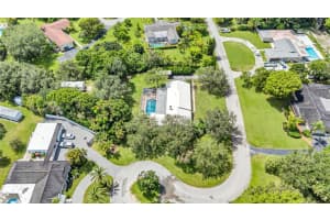 14921 SW 72nd Ct, Palmetto Bay, FL 33158, Sold 12/06/24