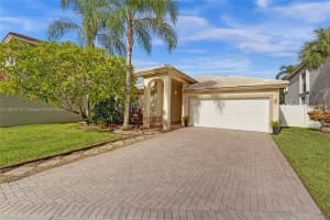 2066 NW 171st Ave, Pembroke Pines, FL 33028, Sold 12/11/24
