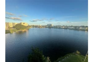 1670 NE 191st St Apt 414-3, Miami, FL 33179, Sold 12/13/24