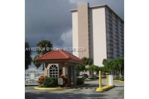 400 Kings Point Dr APT 328, Sunny Isles Beach, FL 33160, - MLS#A11657504