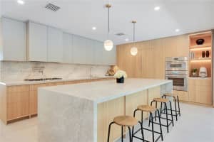 6855 SW 112th St, Miami, FL 33156, Sold 04/07/25
