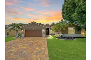 382 SW 200th Terrace, Pembroke Pines, FL 33029, Sold 12/04/24