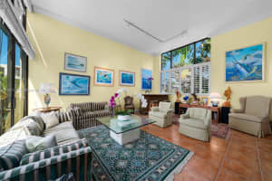 205 E Enid Dr #32, Key Biscayne, FL 33149, Sold 04/04/25