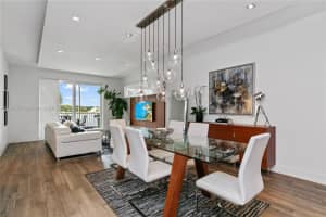 10750 NW 66th St APT 202, Doral, FL 33178, Sold 11/27/24
