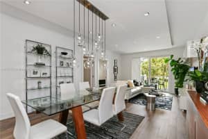 10750 NW 66th St APT 202, Doral, FL 33178, Sold 11/27/24