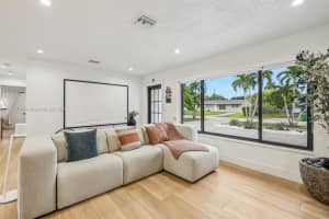 10331 SW 55th St, Miami, FL 33165, Sold 10/25/24