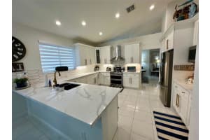 12th St, Pembroke Pines, FL 33027, Sold 11/01/24