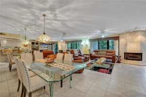 9709 N New River Canal Rd APT 206, Plantation, FL 33324, Sold 12/30/24
