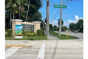 10442 Sunrise Lakes Blvd 303, Sunrise