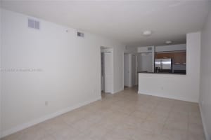 471 NE 25th St APT 204, Miami, FL 33137, Sold 11/13/24