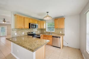 16663 92nd Ln N, Loxahatchee, FL 33470, Sold 01/24/25